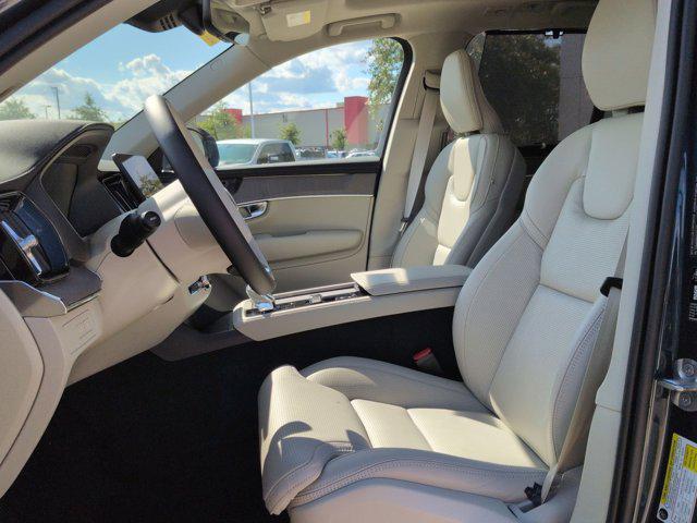 new 2026 Volvo XC90 Plug-In Hybrid car