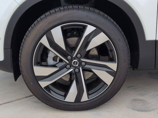 new 2026 Volvo XC40 car, priced at $49,595