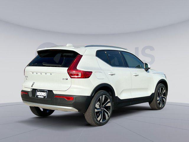 new 2025 Volvo XC40 car, priced at $48,290