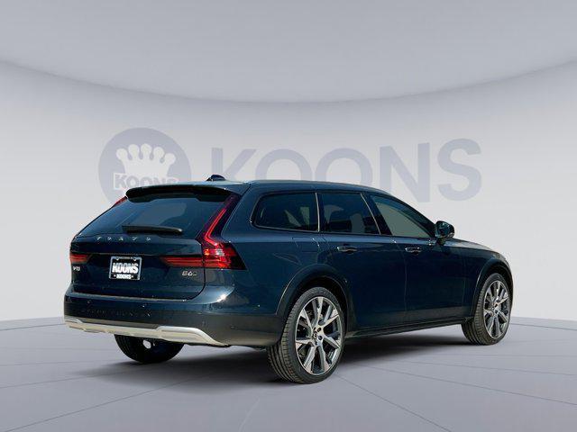 new 2025 Volvo V90 Cross Country car, priced at $68,965
