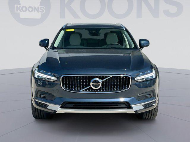 new 2025 Volvo V90 Cross Country car, priced at $68,965