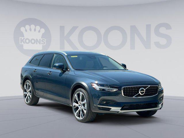 new 2025 Volvo V90 Cross Country car, priced at $68,965