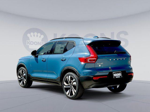 new 2024 Volvo XC40 car, priced at $44,191