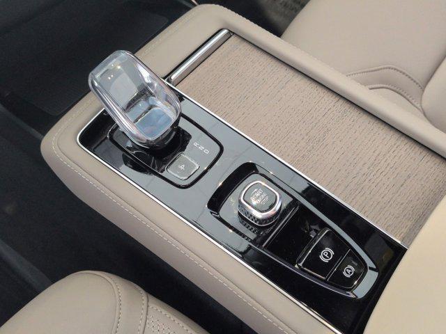 new 2026 Volvo XC90 Plug-In Hybrid car, priced at $78,875