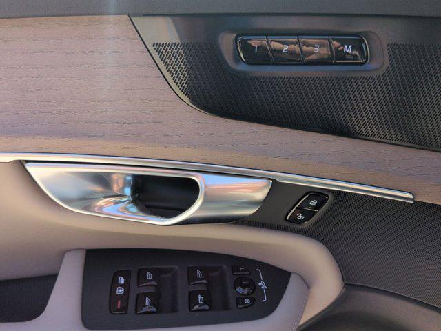 new 2026 Volvo XC90 car, priced at $72,575