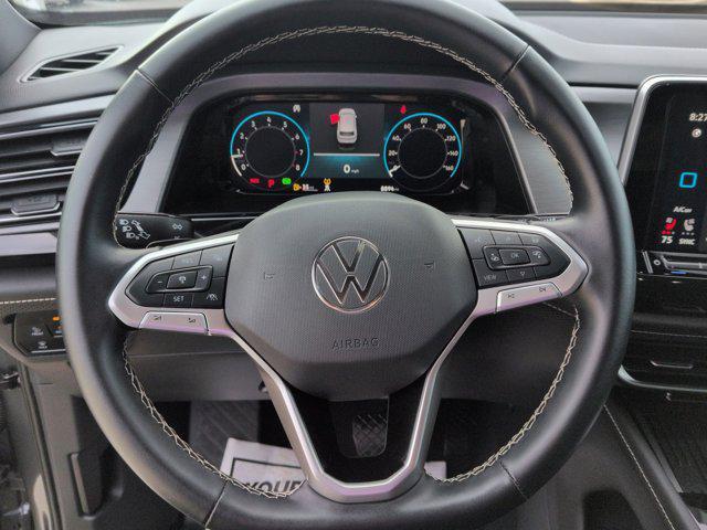 used 2025 Volkswagen Atlas Cross Sport car, priced at $36,000