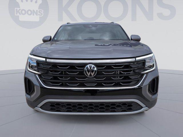 used 2025 Volkswagen Atlas Cross Sport car, priced at $36,000
