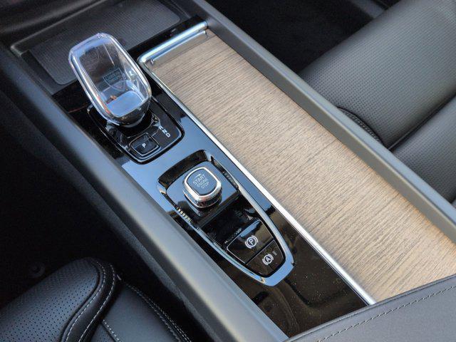 new 2026 Volvo XC60 car, priced at $60,935