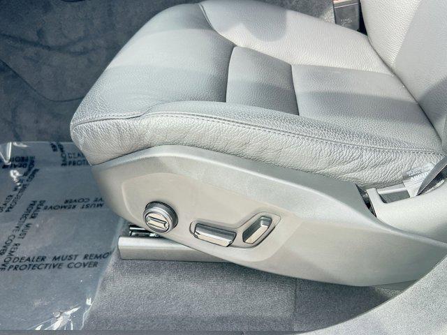 used 2025 Volvo XC90 car, priced at $48,500
