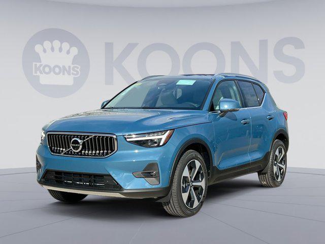 new 2025 Volvo XC40 car, priced at $46,600