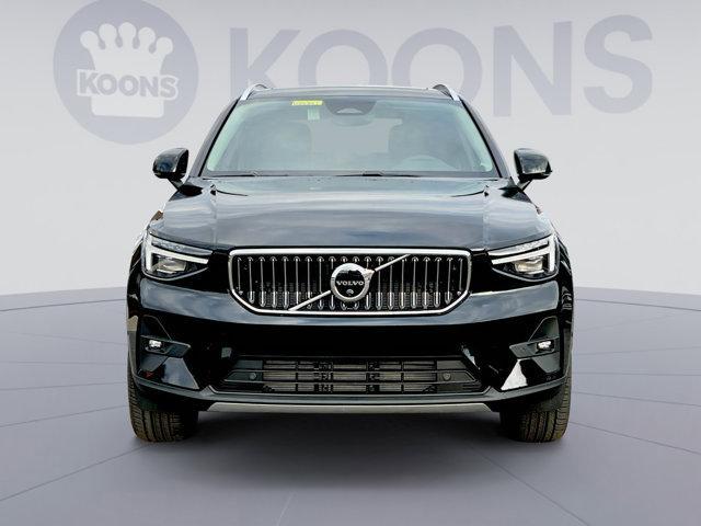 new 2024 Volvo XC40 car, priced at $40,879