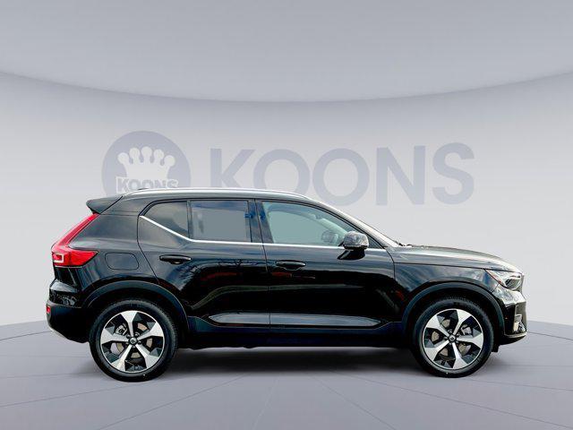 new 2024 Volvo XC40 car, priced at $40,879