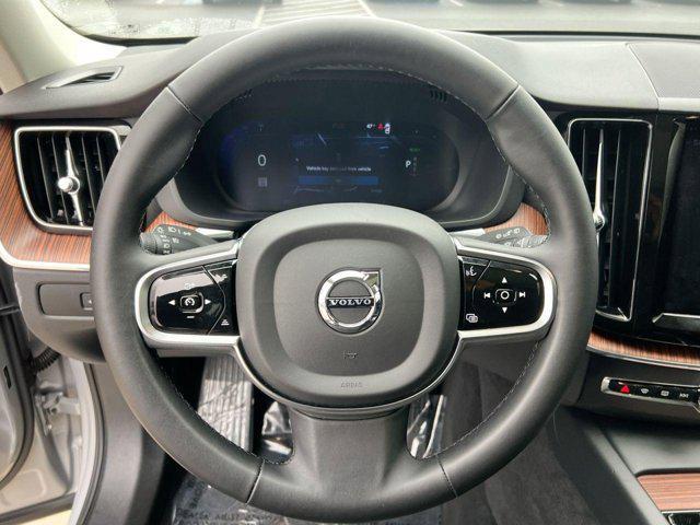 used 2024 Volvo XC60 Recharge Plug-In Hybrid car, priced at $50,000