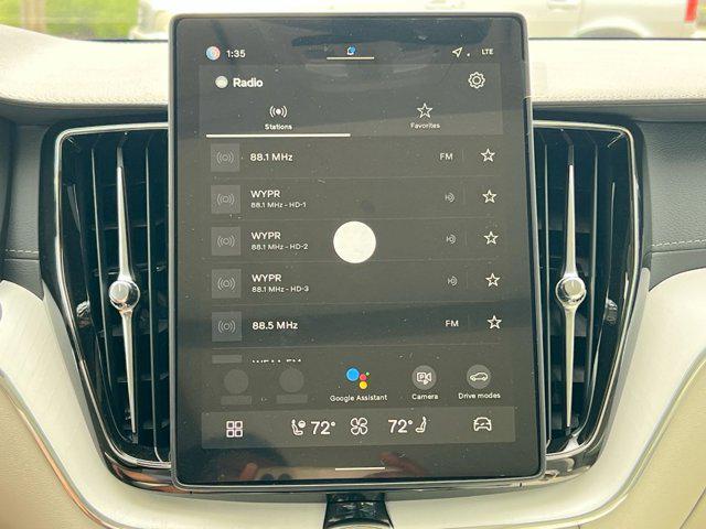 new 2026 Volvo XC60 Plug-In Hybrid car