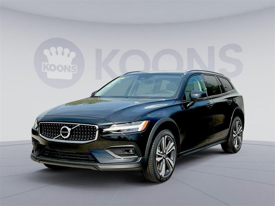 new 2024 Volvo V60 Cross Country car, priced at $53,885