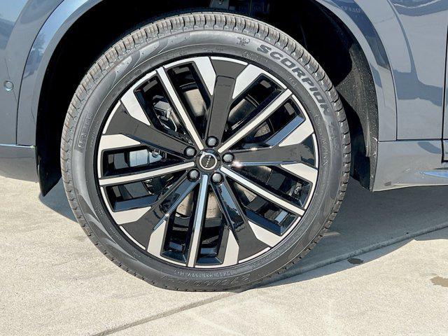 new 2026 Volvo XC90 Plug-In Hybrid car, priced at $81,695