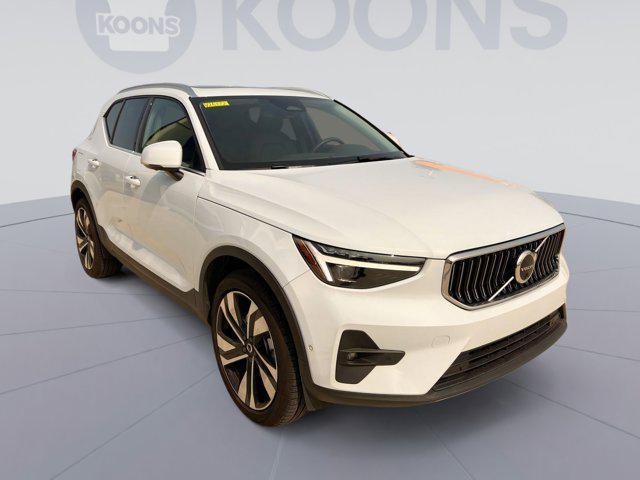 new 2025 Volvo XC40 car, priced at $49,550