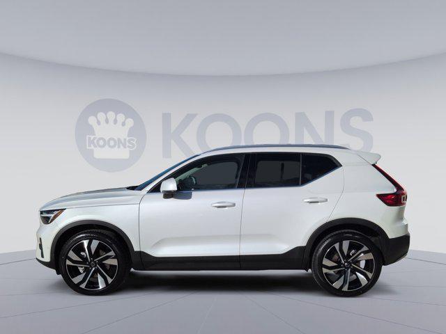 new 2025 Volvo XC40 car, priced at $44,500