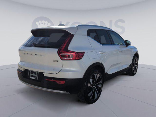 new 2025 Volvo XC40 car, priced at $44,500