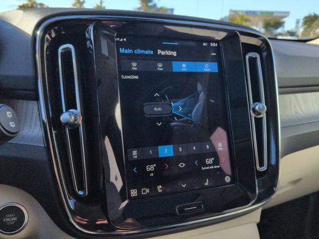 new 2025 Volvo XC40 car, priced at $44,500