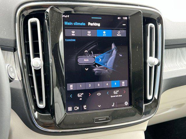 new 2025 Volvo XC40 car, priced at $44,614