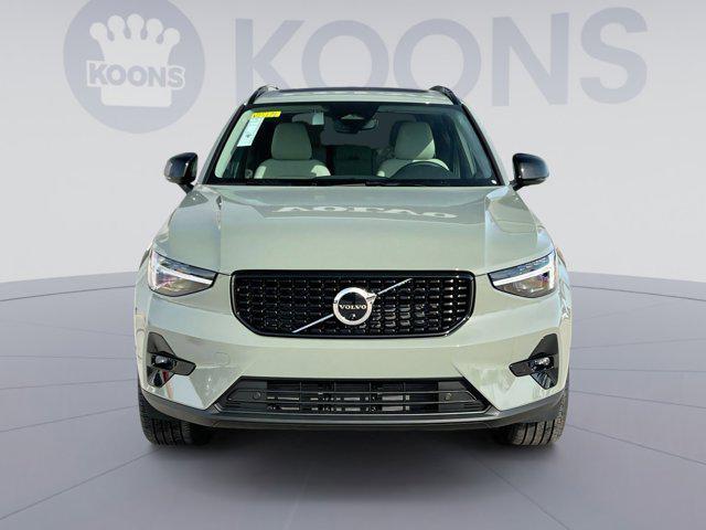 new 2025 Volvo XC40 car, priced at $48,170