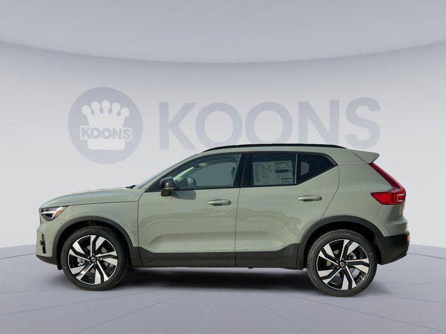 new 2025 Volvo XC40 car, priced at $48,170