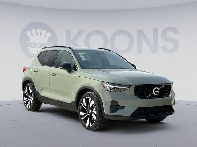 new 2025 Volvo XC40 car, priced at $48,170