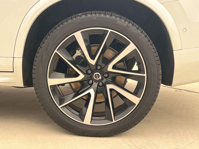 used 2023 Volvo XC90 Recharge Plug-In Hybrid car, priced at $48,000