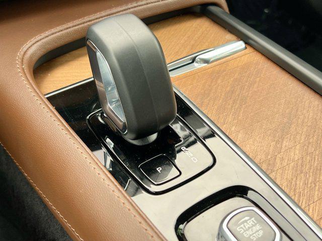 used 2023 Volvo XC90 Recharge Plug-In Hybrid car, priced at $48,000