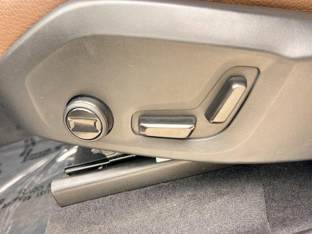 used 2023 Volvo XC90 Recharge Plug-In Hybrid car, priced at $48,000