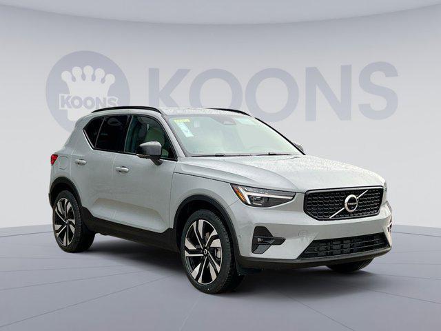 new 2025 Volvo XC40 car, priced at $48,290