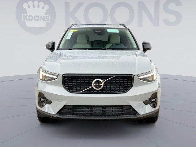 new 2025 Volvo XC40 car, priced at $48,290