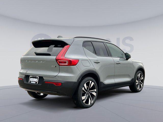 new 2025 Volvo XC40 car, priced at $48,290