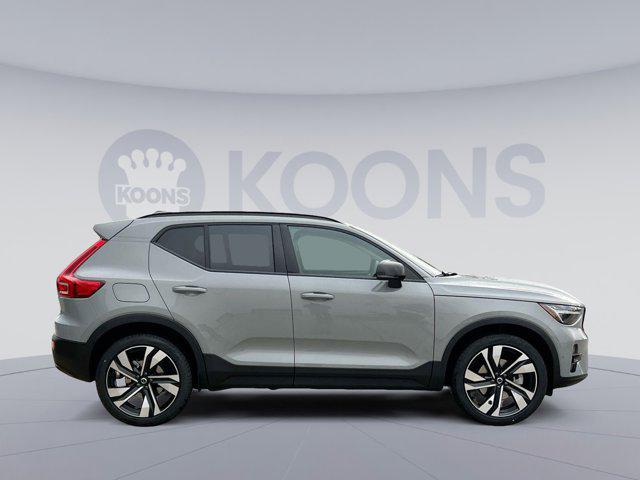 new 2025 Volvo XC40 car, priced at $48,290