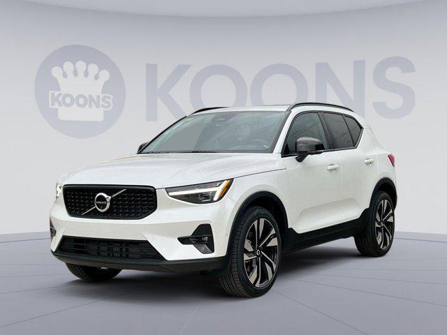 new 2025 Volvo XC40 car, priced at $48,290