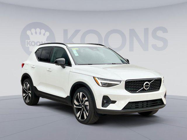 new 2025 Volvo XC40 car, priced at $48,290