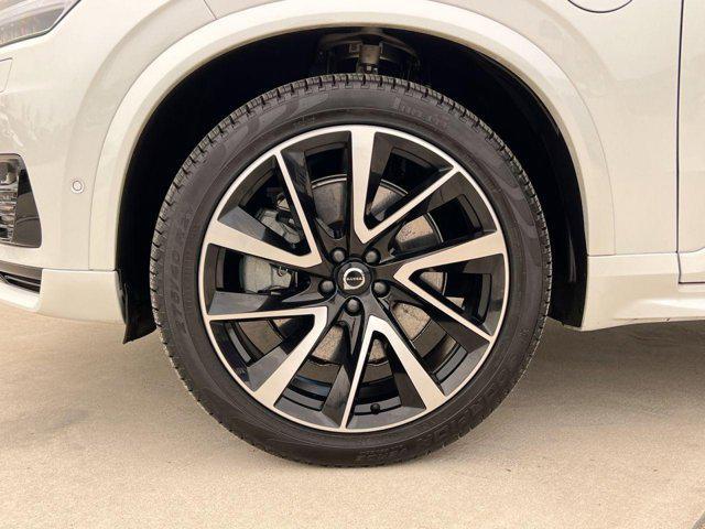 used 2023 Volvo XC90 Recharge Plug-In Hybrid car, priced at $60,000