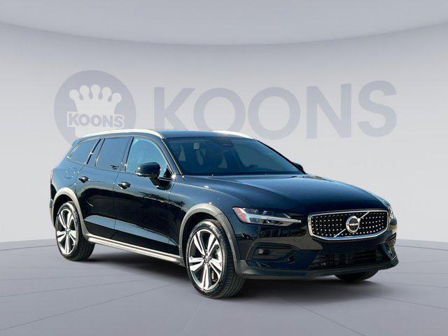 new 2024 Volvo V60 Cross Country car, priced at $49,500