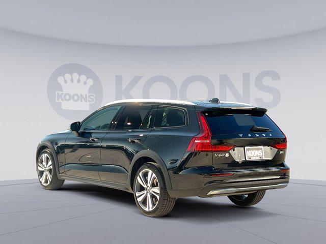 new 2024 Volvo V60 Cross Country car, priced at $49,500