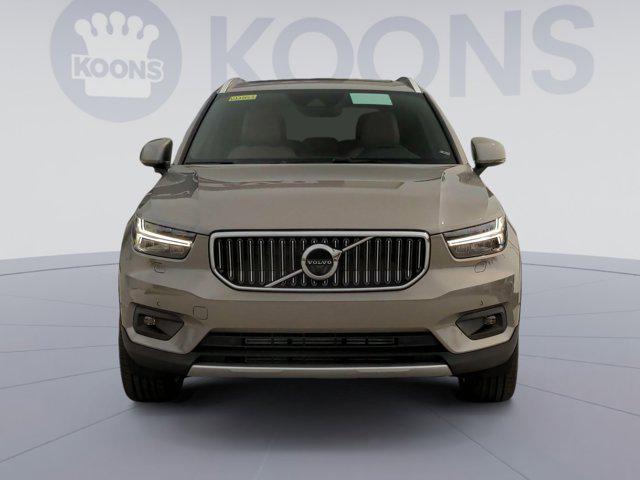 new 2022 Volvo XC40 car