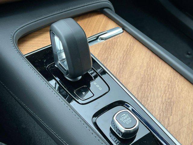 new 2025 Volvo XC90 car, priced at $50,000