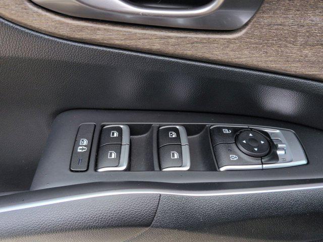 used 2023 Kia Sorento car, priced at $25,500