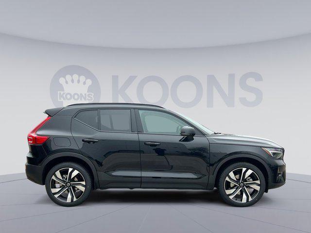 new 2025 Volvo XC40 car, priced at $51,215