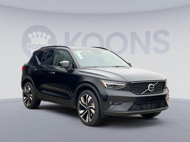 new 2025 Volvo XC40 car, priced at $51,215