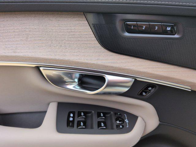 new 2026 Volvo XC90 car, priced at $69,625