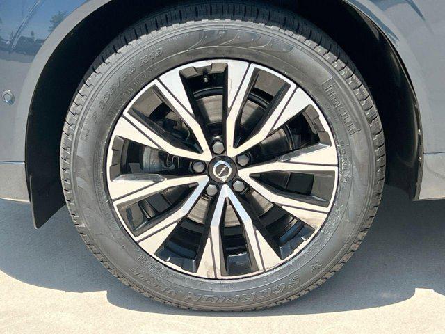 used 2023 Volvo XC60 car, priced at $37,500