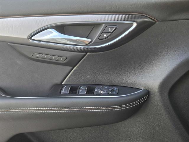 new 2025 Buick Envision car, priced at $44,335