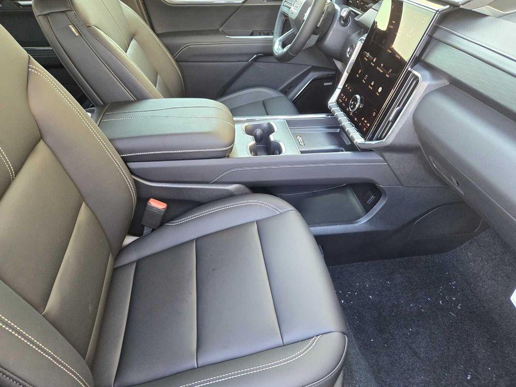 new 2026 GMC Acadia car, priced at $48,130