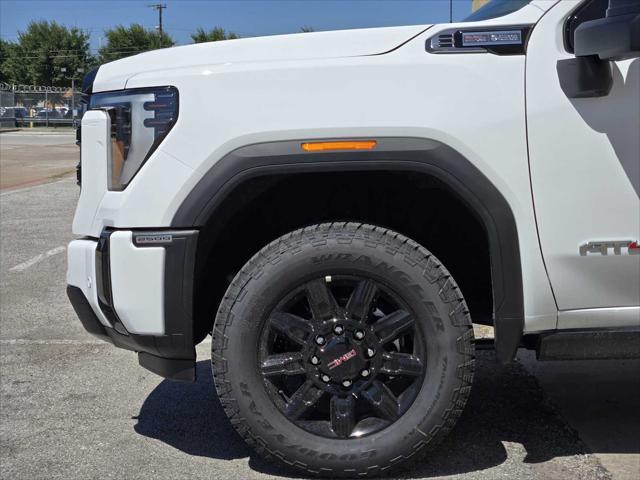 new 2025 GMC Sierra 2500 car, priced at $78,275